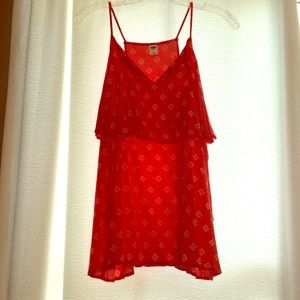 Red Old Navy tank